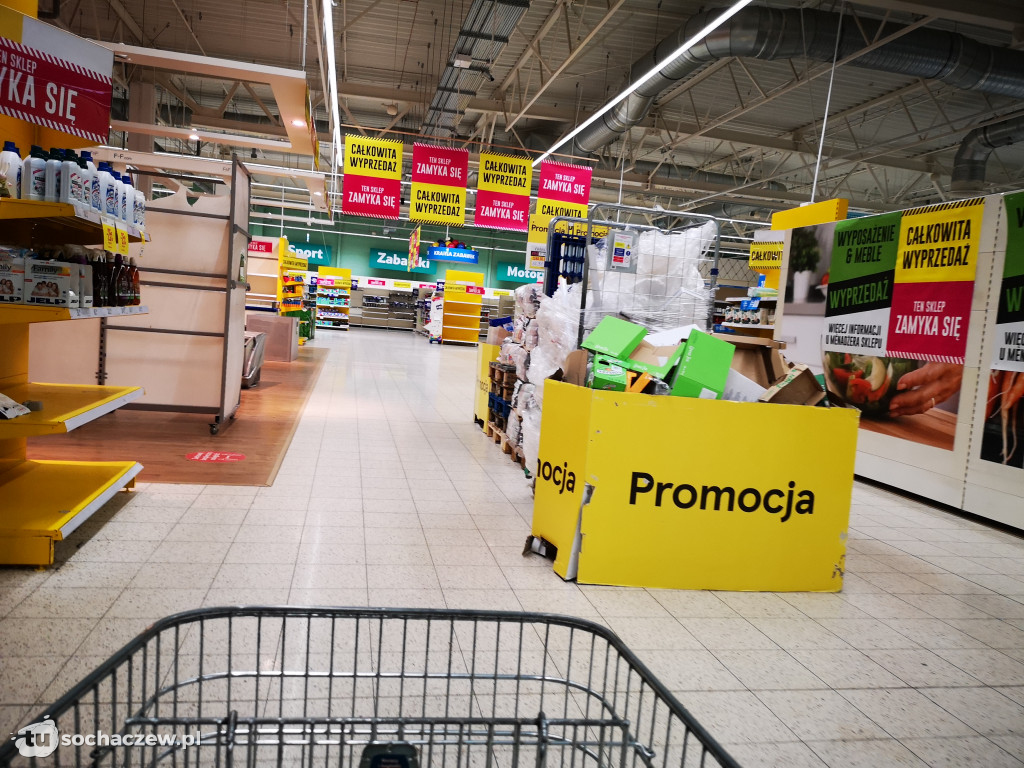 Ostatnie dni wyprzedaży Tesco przed zamknięciem