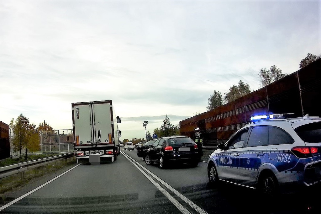 DK 50 zderzenie osobówek w Lubiejewie
