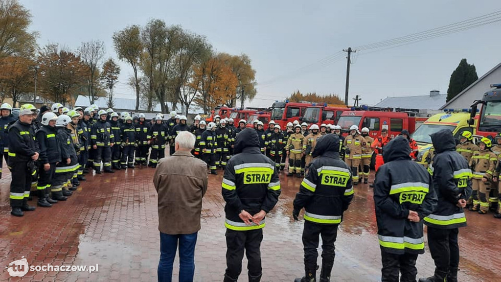 Ćwiczenia bojowe strażaków z powiatu
