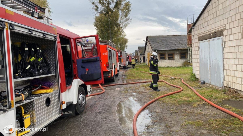 Ćwiczenia bojowe strażaków z powiatu