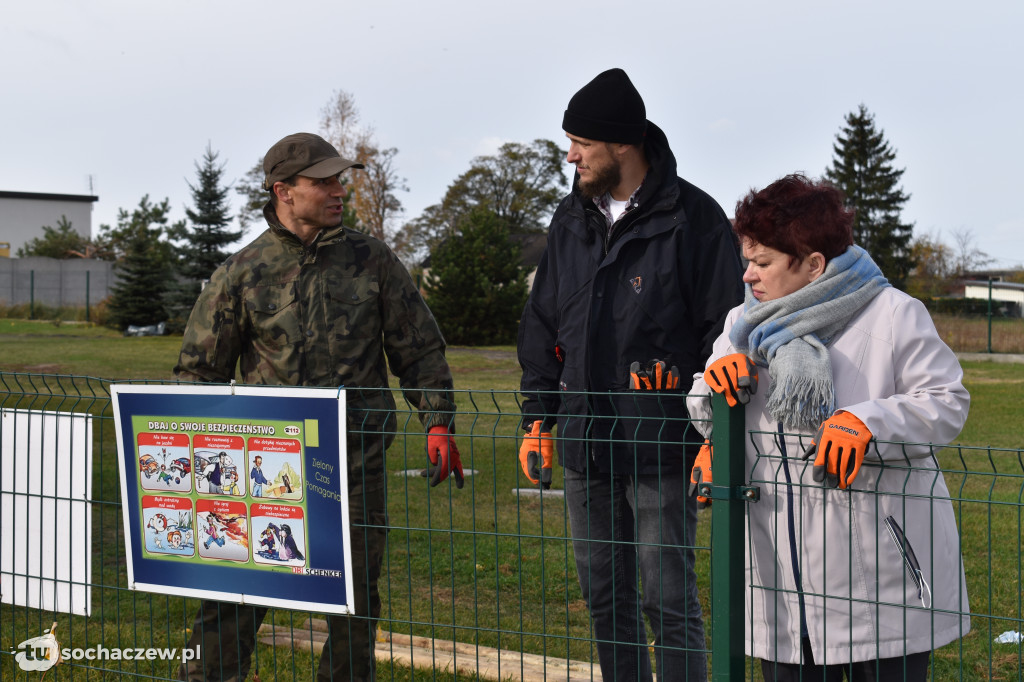 Akcja sadzenia drzew w SP Wyczółki