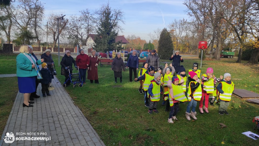 Iłów integracja przedszkolaków z seniorami