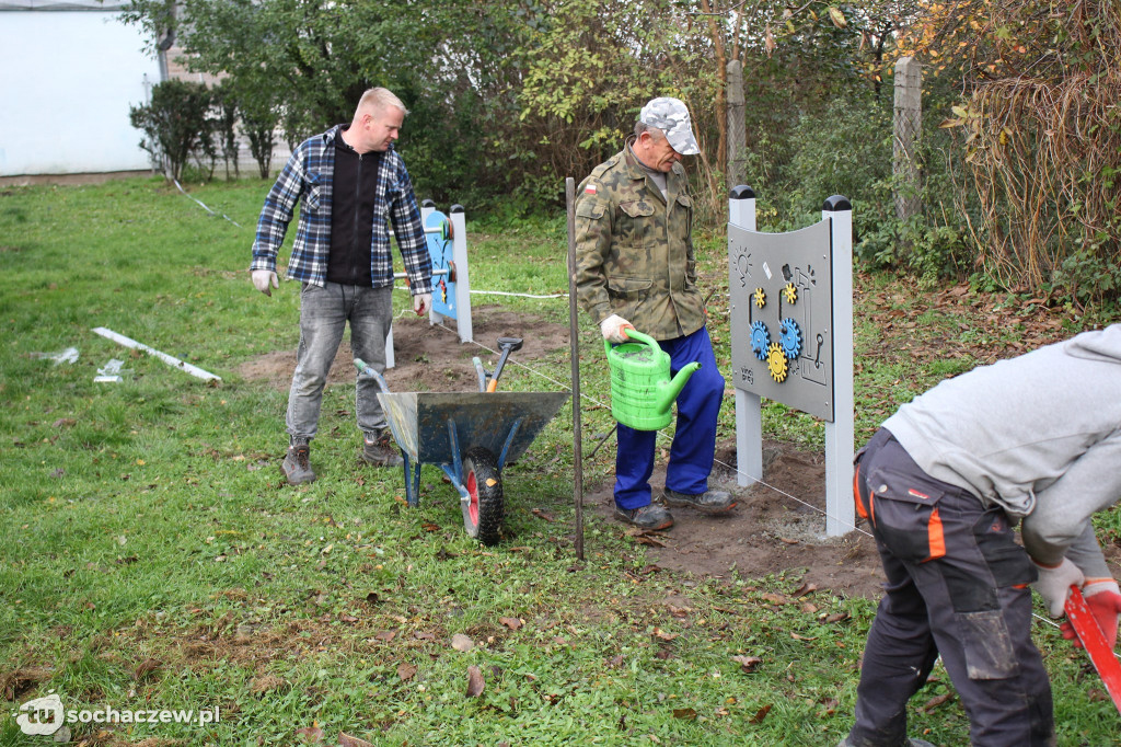 Nowe zabawki na placach w Socho