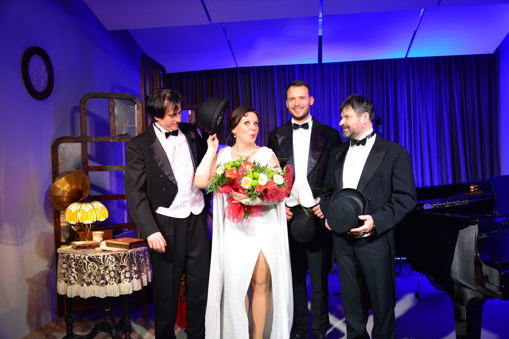 Mira Zimińska w Sannikach