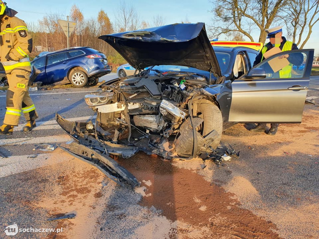 Zderzenie 3 pojazdów w Kożuszkach Parcel