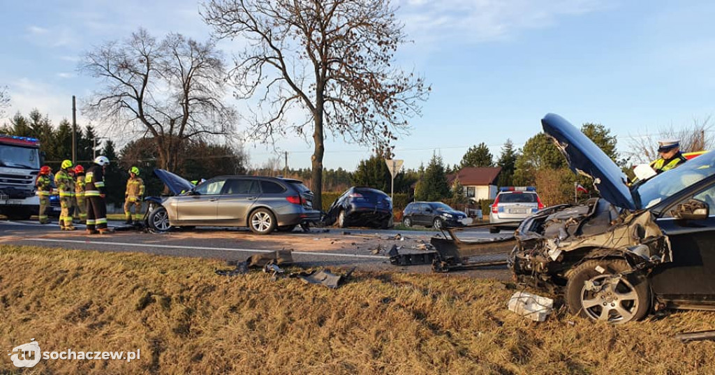 Zderzenie 3 pojazdów w Kożuszkach Parcel