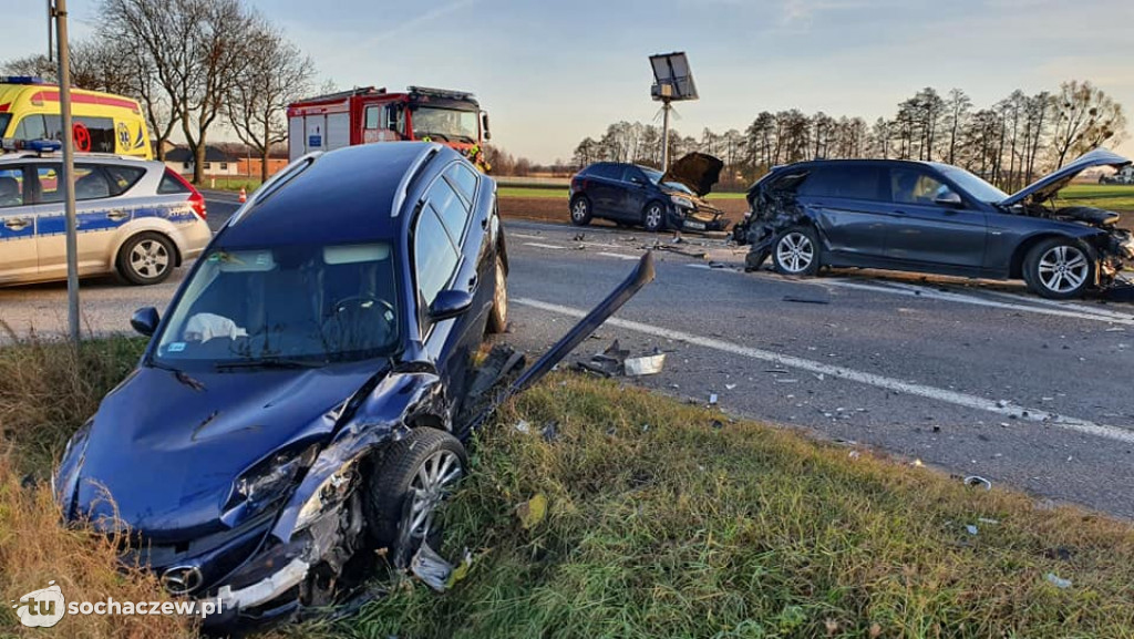 Zderzenie 3 pojazdów w Kożuszkach Parcel