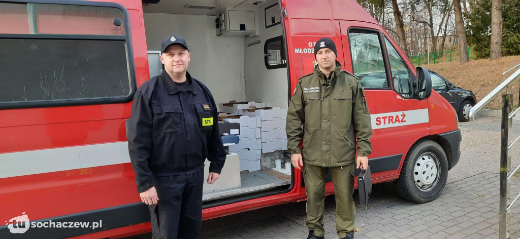 Brochów: strażacka akcja murem za mundurem