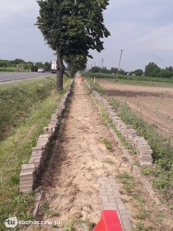 Modernizacja chodnika w Młodzieszynie i Janowie