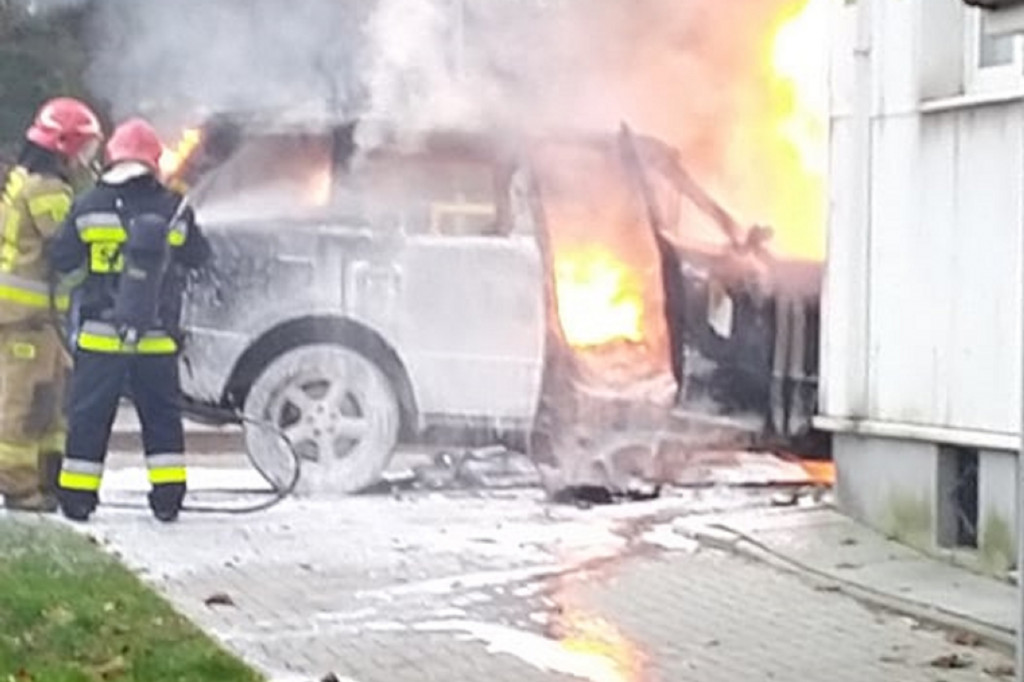 Pożar samochodu przy Piłsudskiego