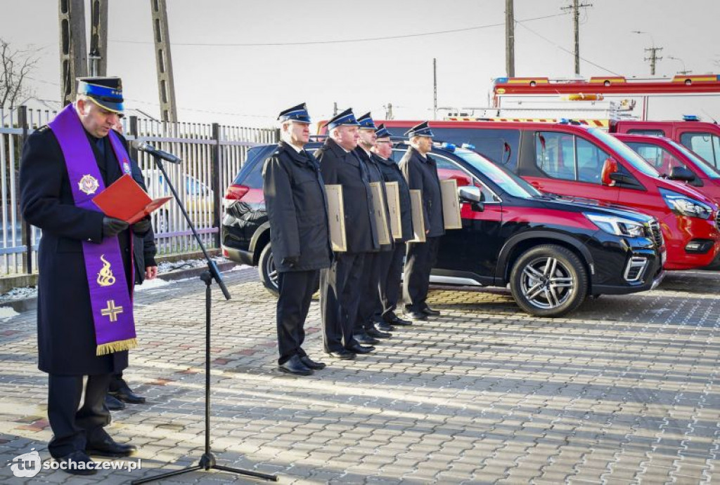 Uroczyste przekazanie wozu dla OSP Giżyce