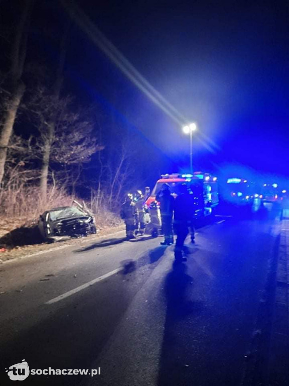 Zderzenie dwóch osobówek w Teresinie