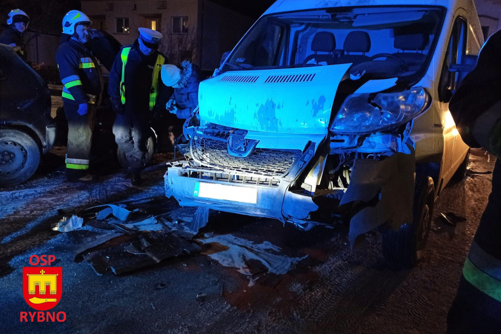 Zderzenie czterech pojazdów w Rybnie