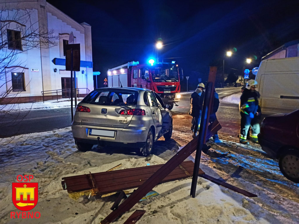 Zderzenie czterech pojazdów w Rybnie