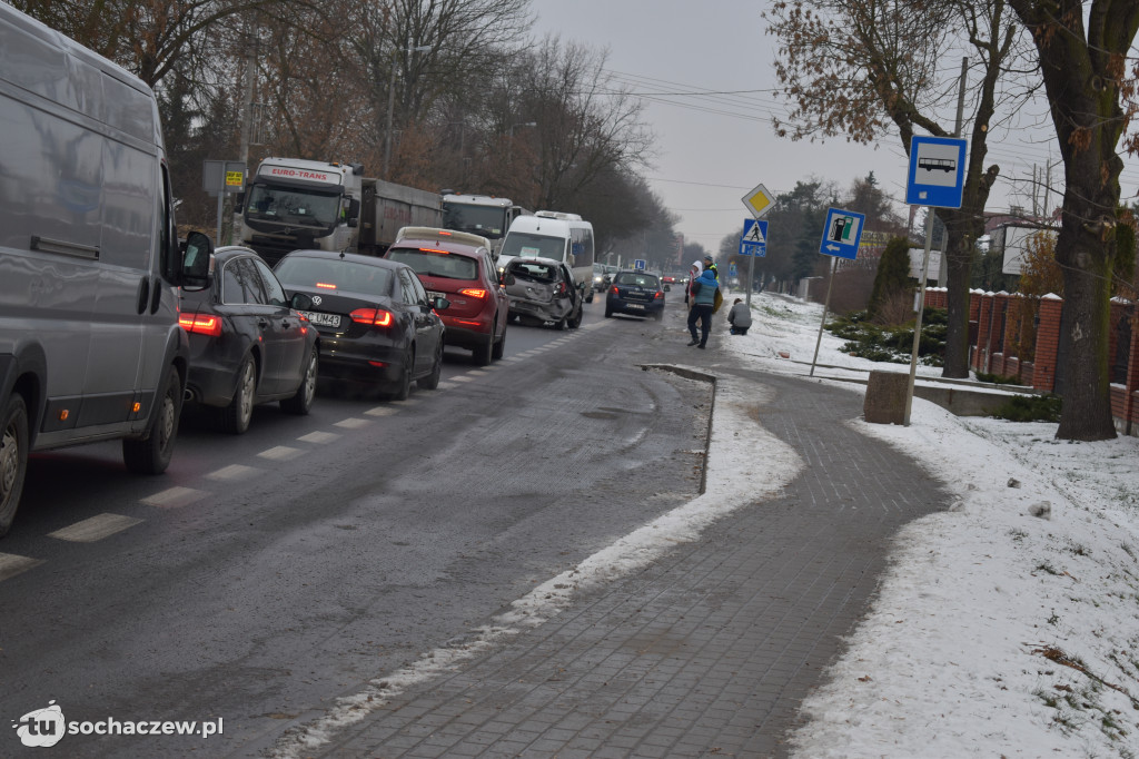 Zderzenie samochodów na Warszawskiej
