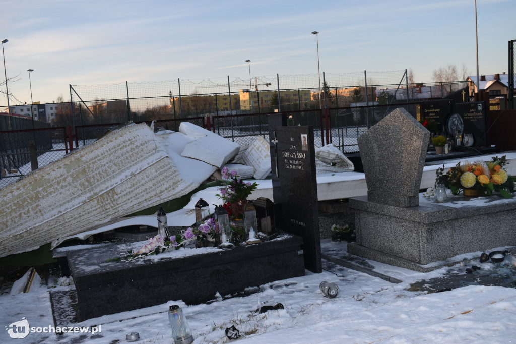 Cmentarz Trojanów dzień po nawałnicy