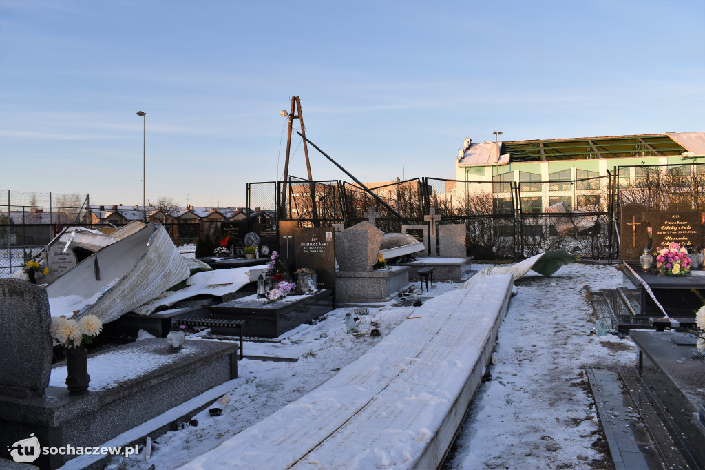 Cmentarz Trojanów dzień po nawałnicy