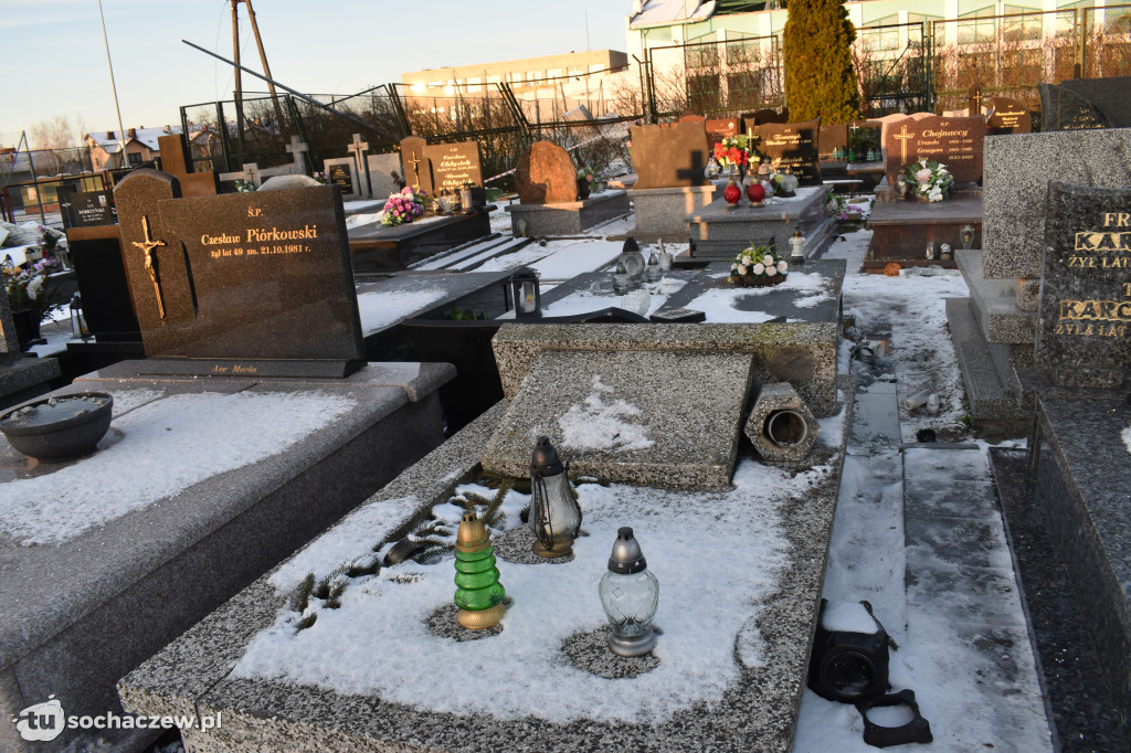 Cmentarz Trojanów dzień po nawałnicy