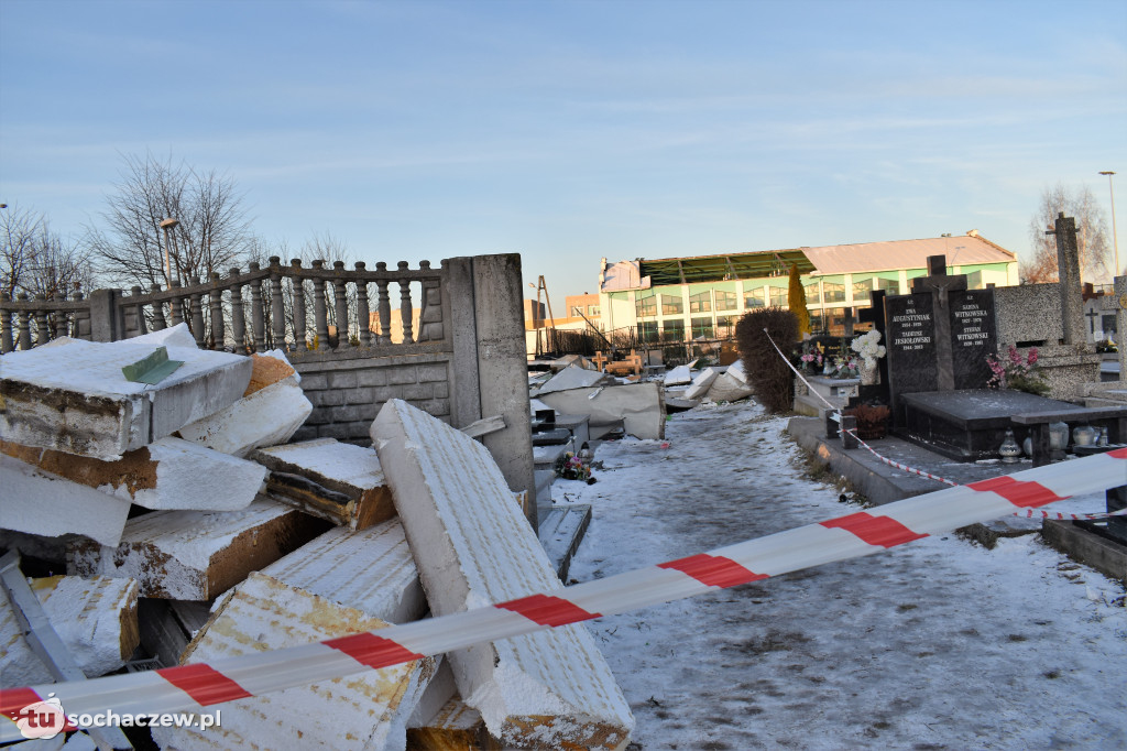 Cmentarz Trojanów dzień po nawałnicy