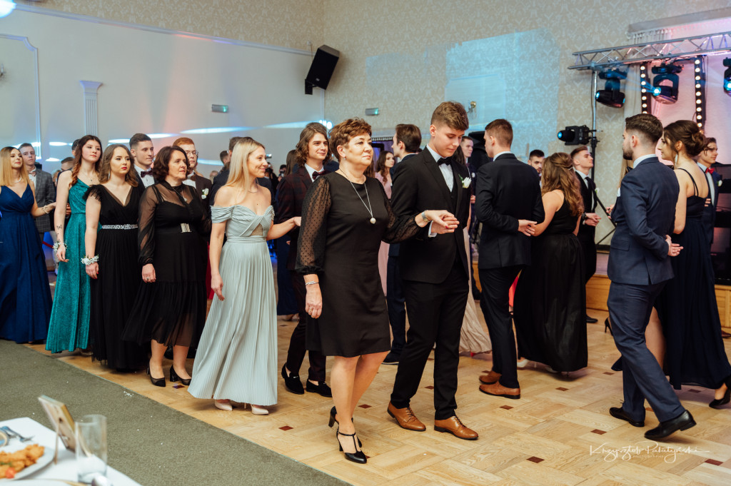 Studniówka w Iwaszkiewiczu