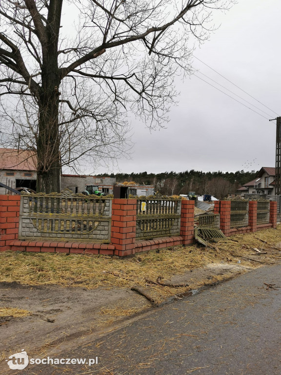 Skutki wichury pod Łowiczem 17.02