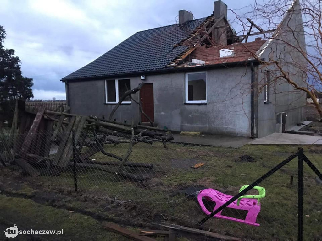 Skutki wichury pod Łowiczem 17.02