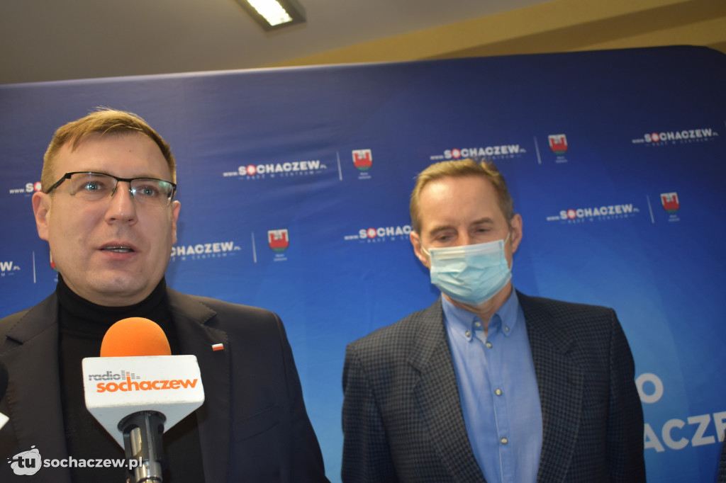 Przekazanie promes dla powiatu i miasta