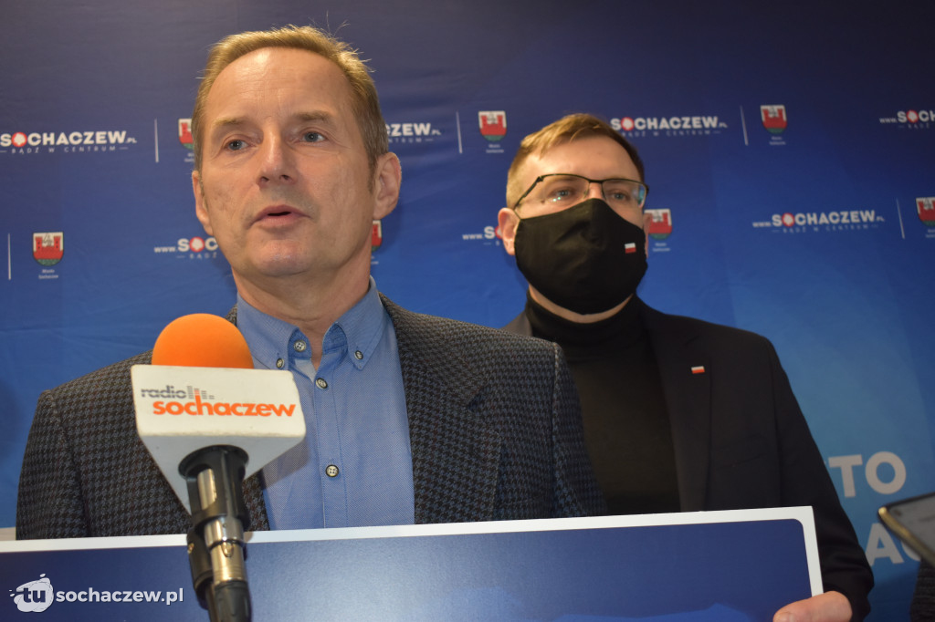 Przekazanie promes dla powiatu i miasta