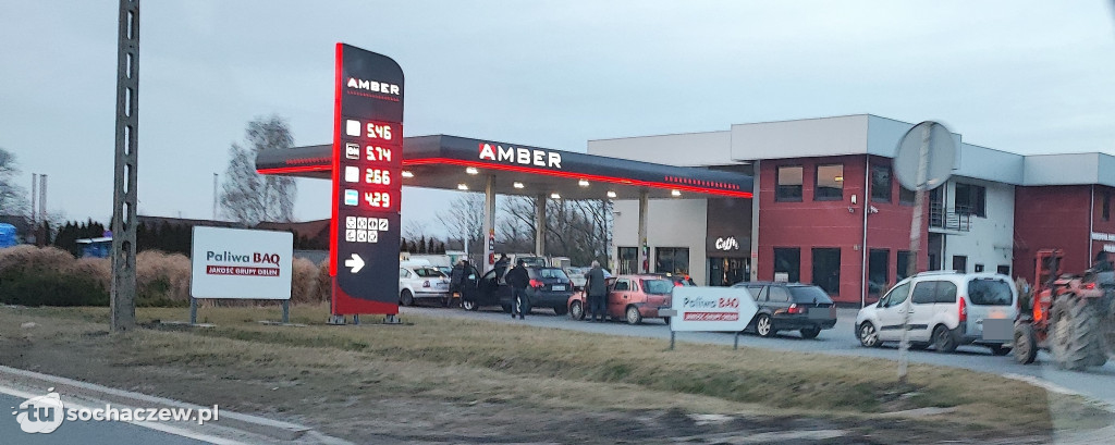 Szturm na stacje benzynowe w powiecie