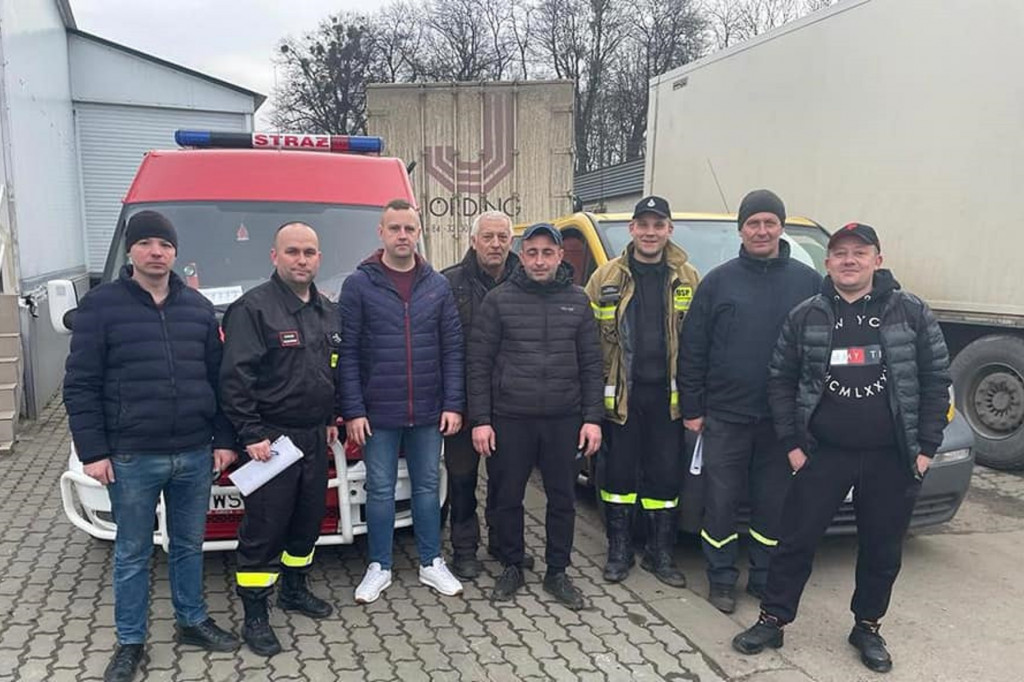 Strażacki konwój dotarł na Ukrainę