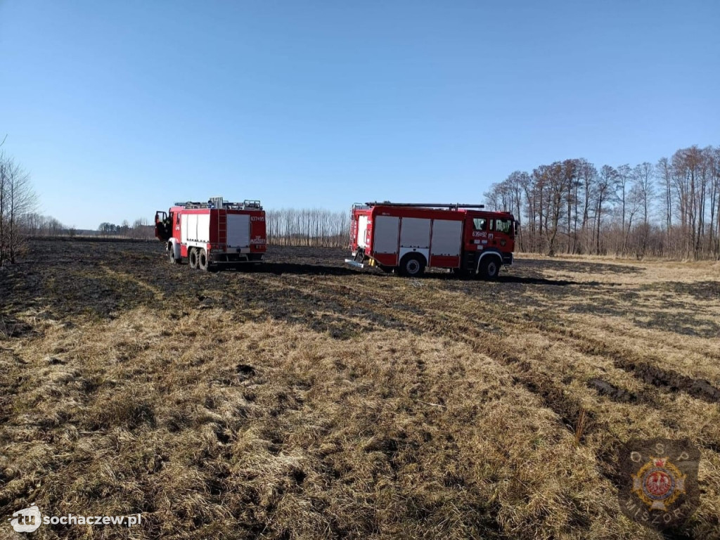 Pożar traw w gminie Brochów