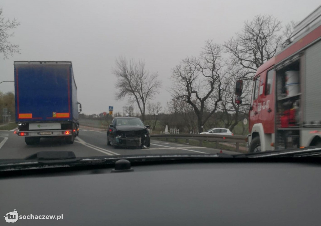 Zdarzenie drogowe w Bielicach na DK 50