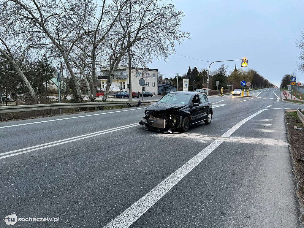Zdarzenie drogowe w Bielicach na DK 50