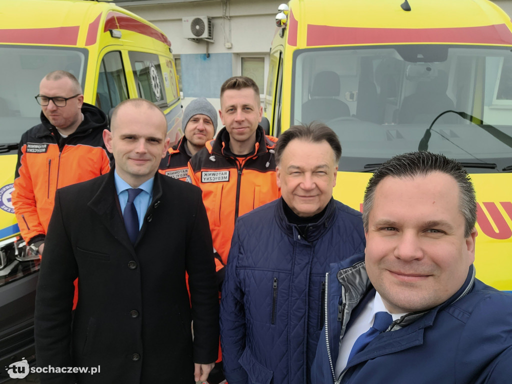 Nowe karetki dla Sochaczewa i Płocka