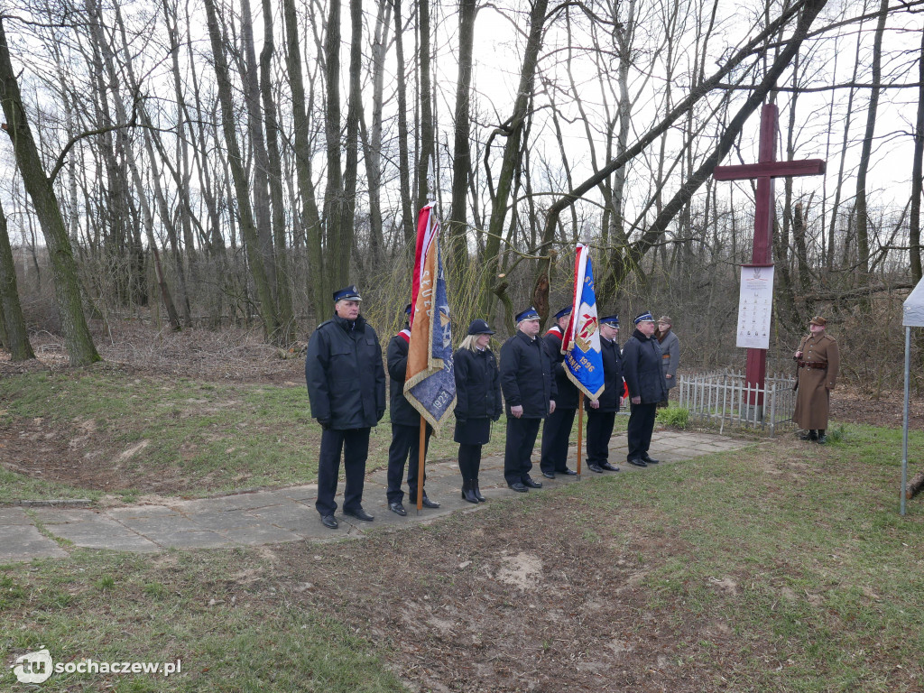 Uczcili poległych w Bronisławach