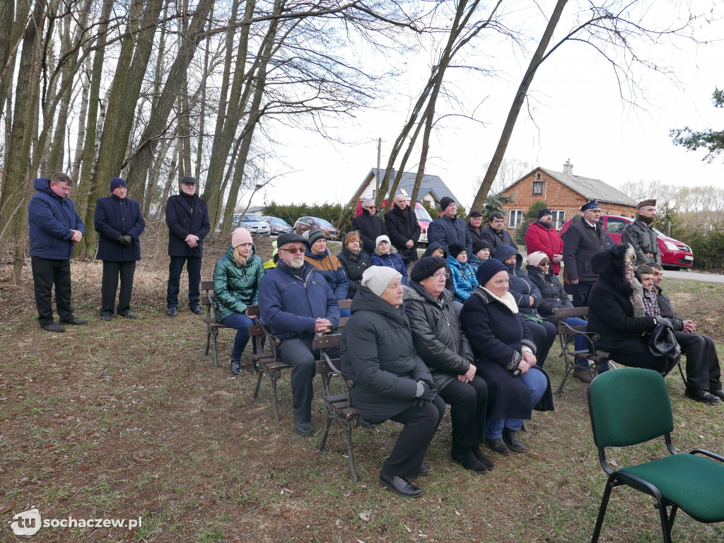 Uczcili poległych w Bronisławach