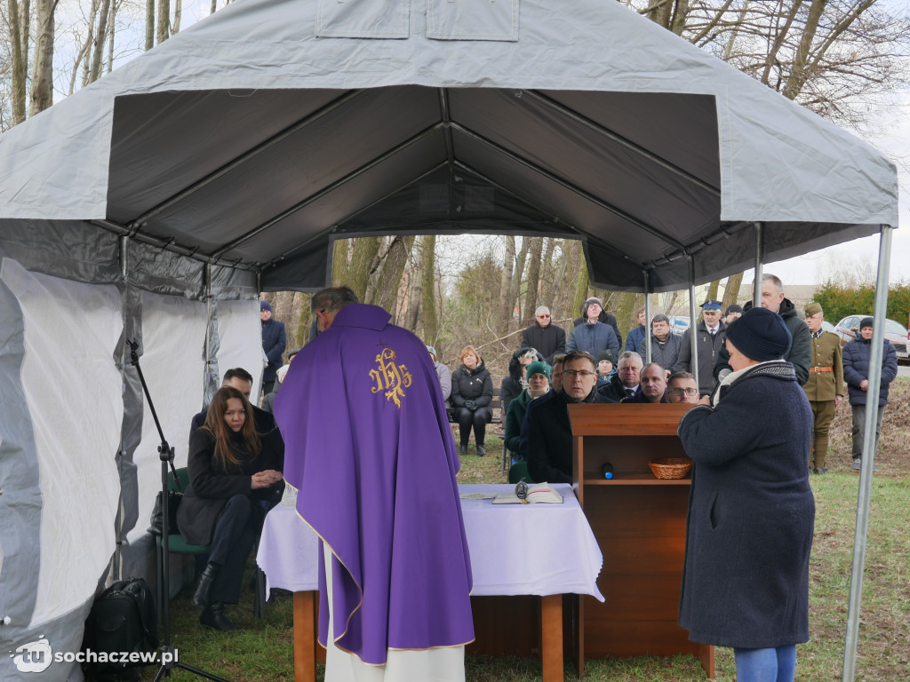 Uczcili poległych w Bronisławach