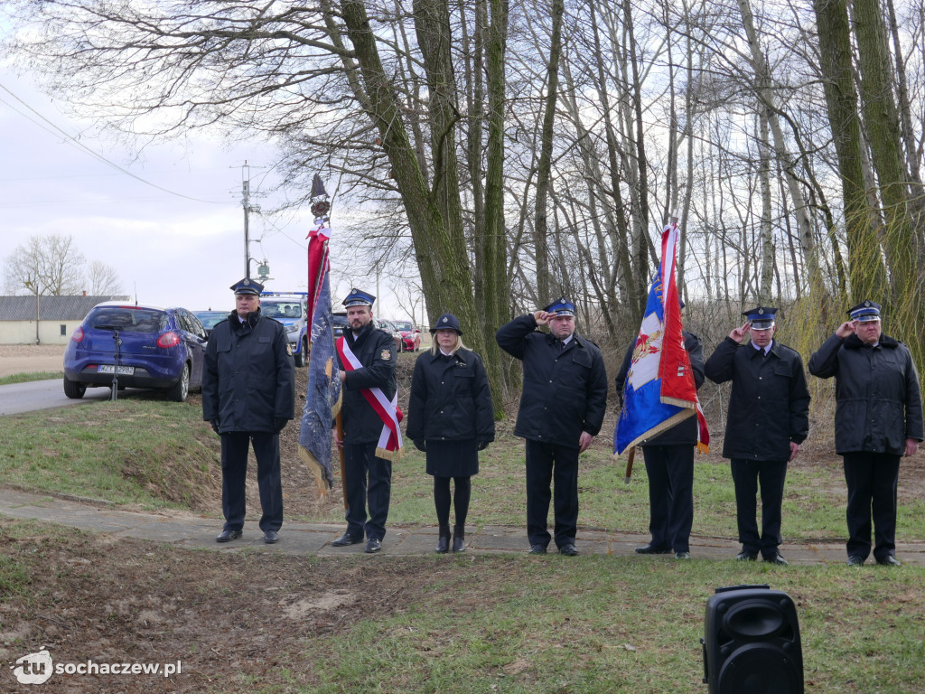 Uczcili poległych w Bronisławach