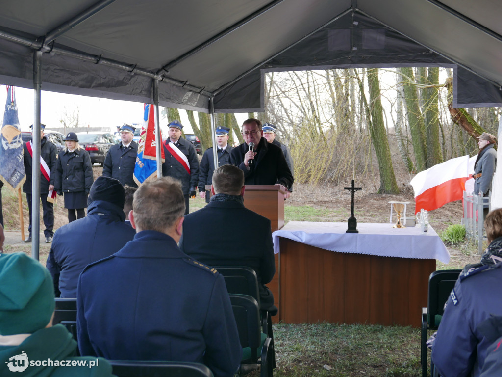 Uczcili poległych w Bronisławach