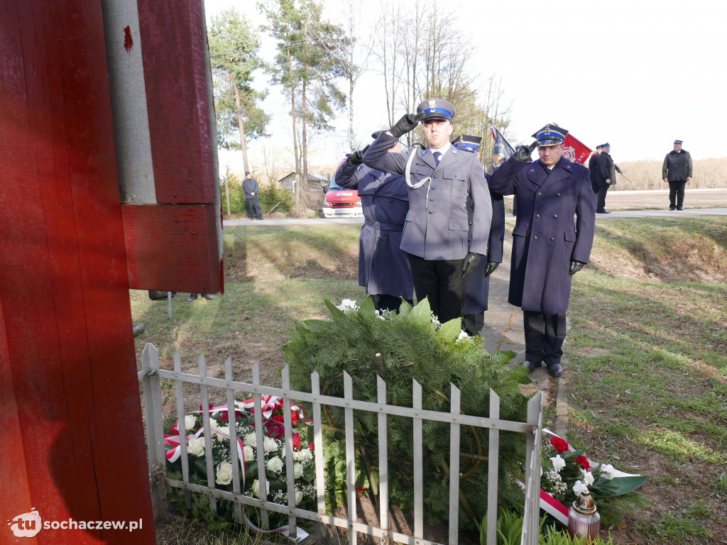 Uczcili poległych w Bronisławach