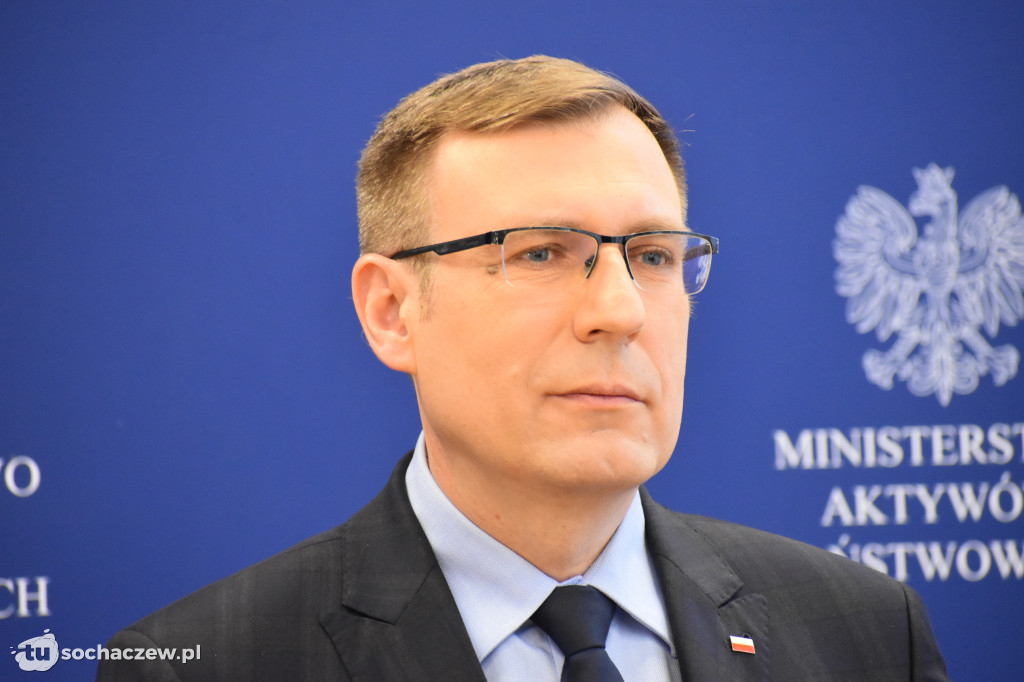 Umowa na remont dworca podpisana