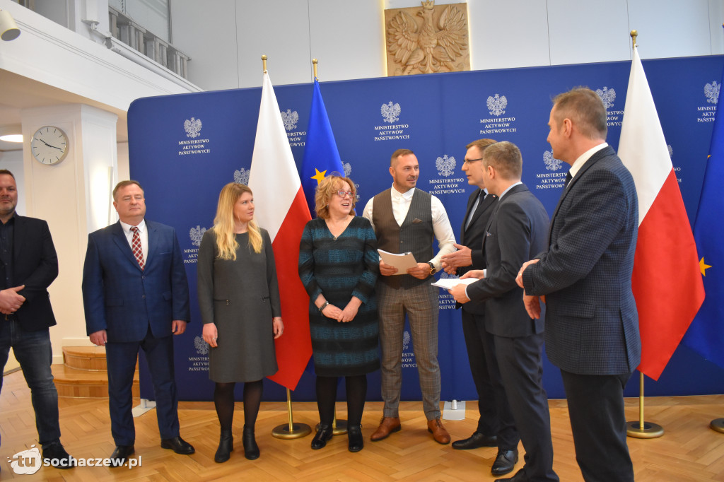 Umowa na remont dworca podpisana