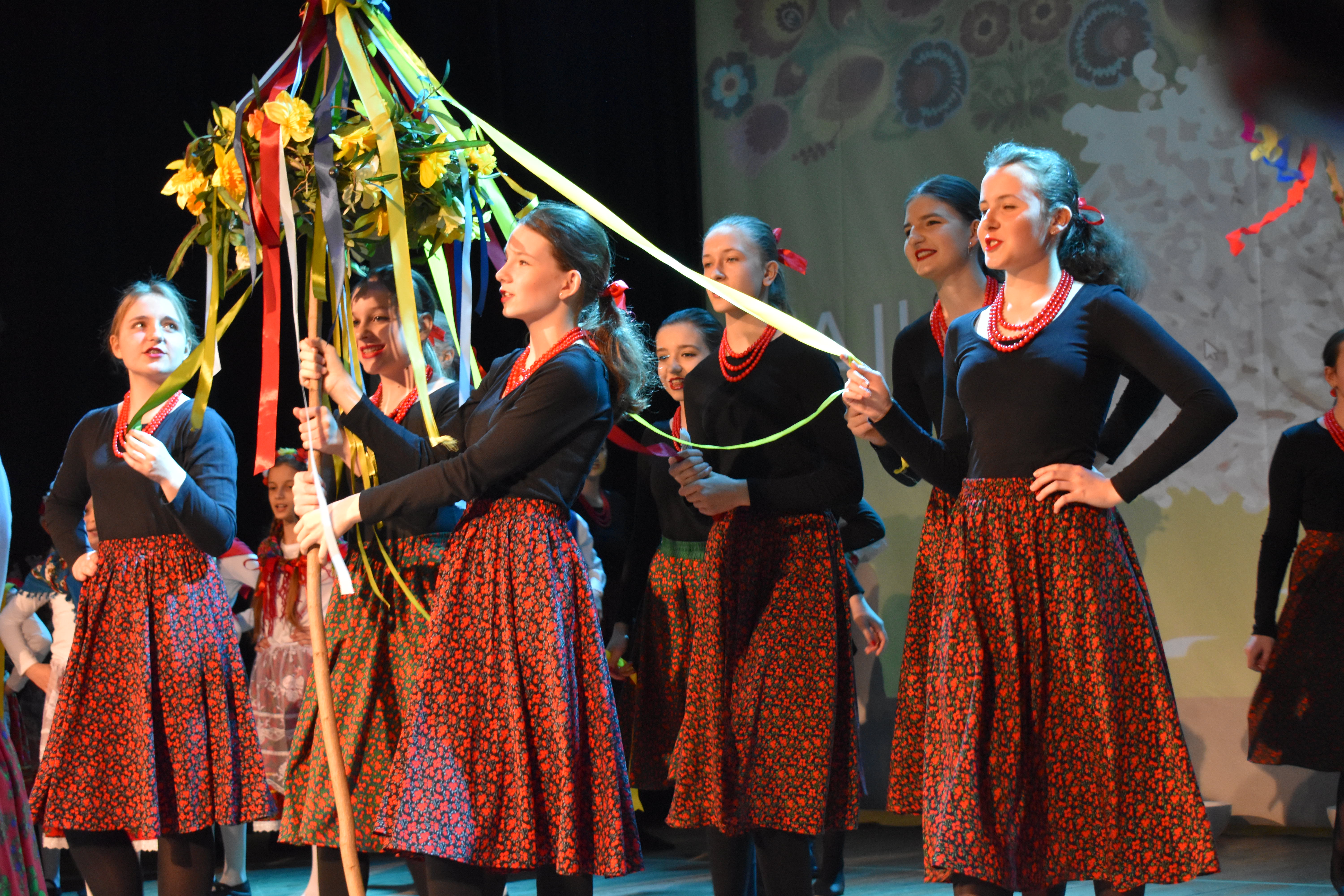 Folklorek z Gaikiem w SCK