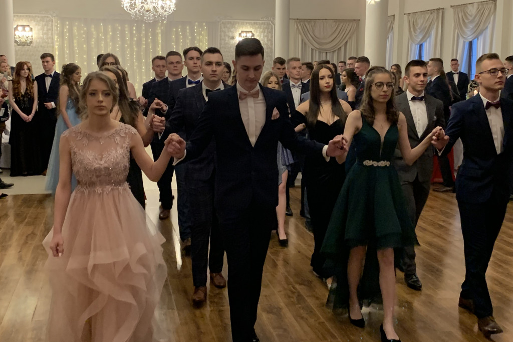 Studniówka w Osiemdziesiątce 2022