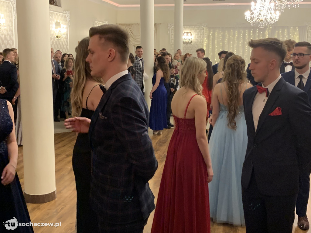 Studniówka w Osiemdziesiątce 2022