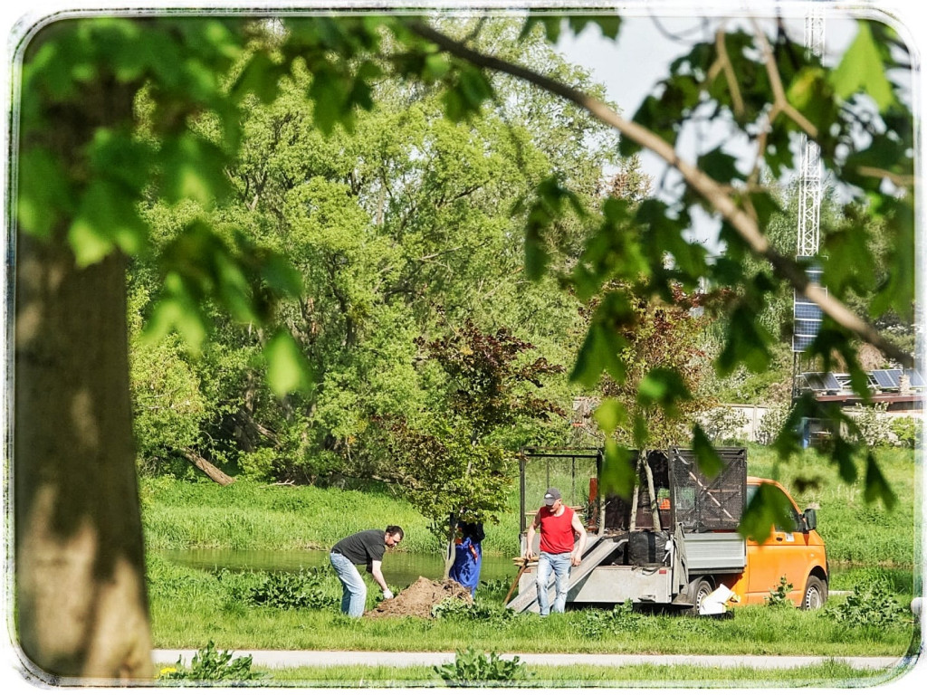 Bulwary nad Bzurą zmieniają oblicze
