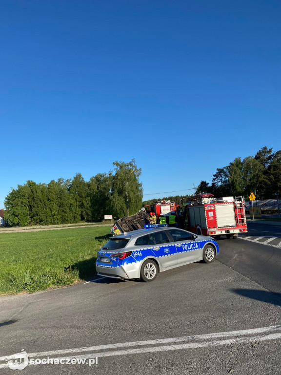Bus w rowie w Wężykach