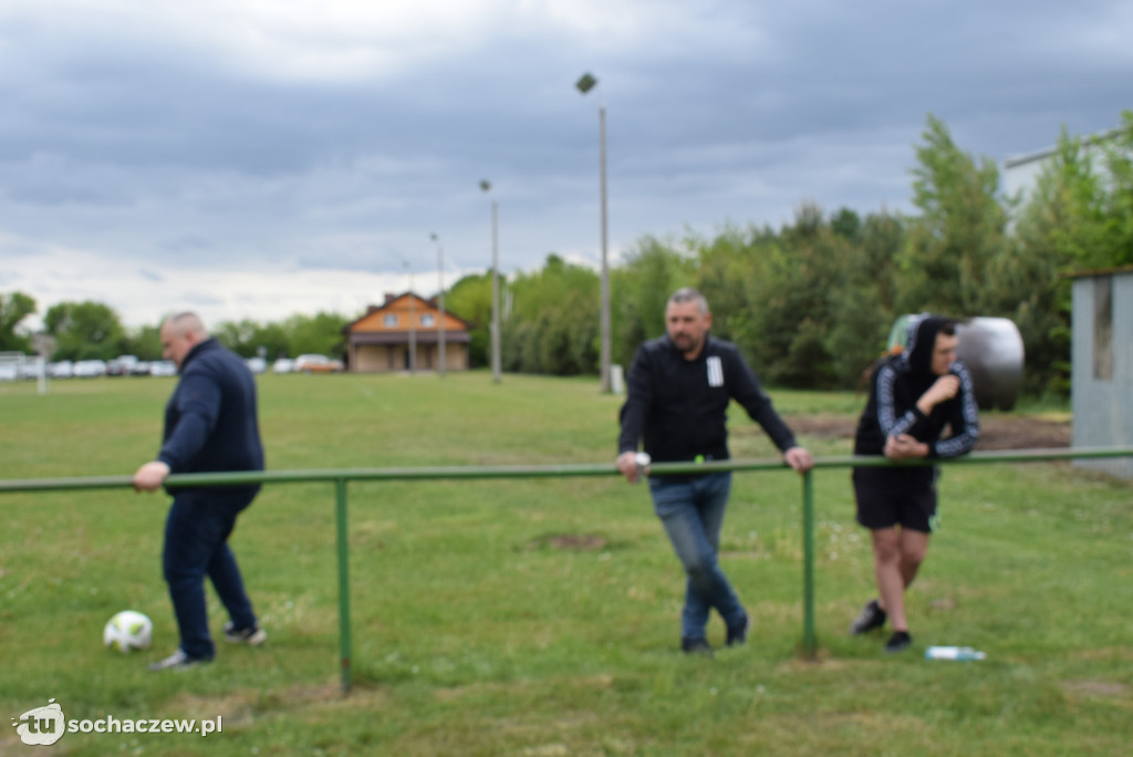 Piast Feliksów  - Promyk  Nowa Sucha