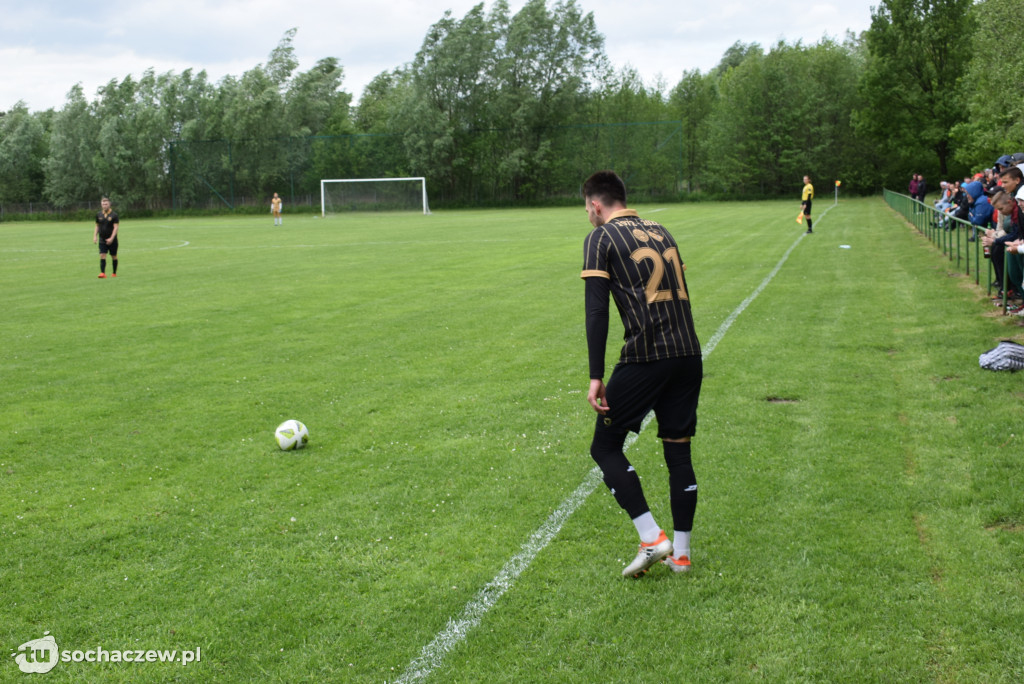 Piast Feliksów  - Promyk  Nowa Sucha