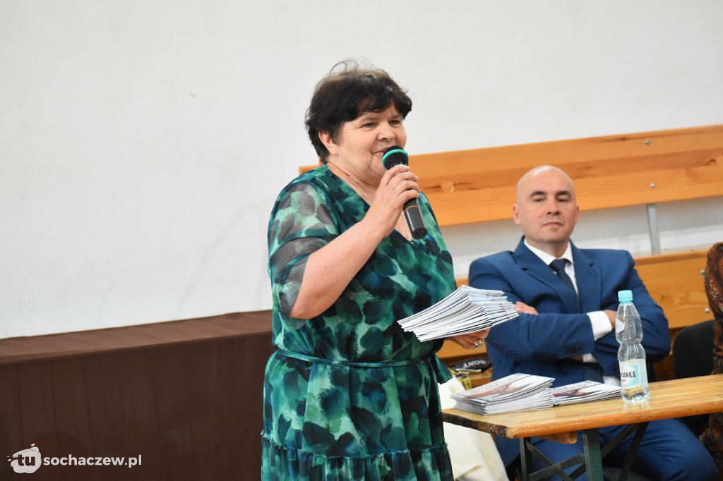 Sesja absolutoryjna w Młodzieszynie